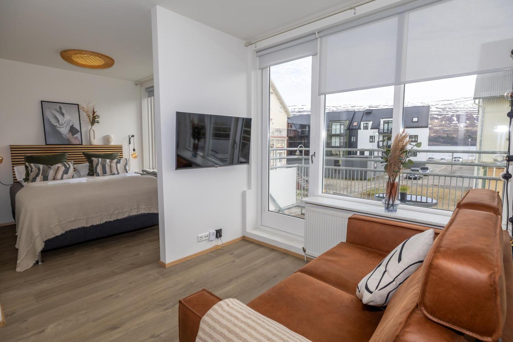 Charming Deluxe Apartment Akureyri Rum bild